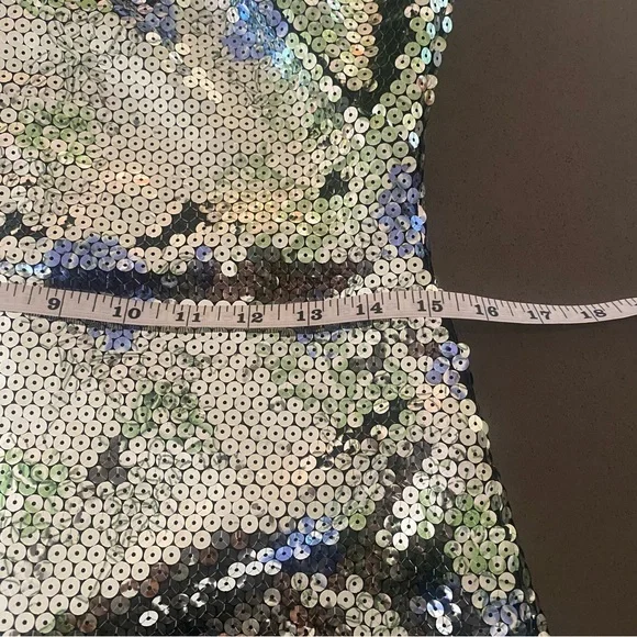 ⭐️ VERSACE— Stunning Sequined Dress, Blue/ Green/Silvery floral. GORGEOUS ! ⭐️ - Picture 15 of 17